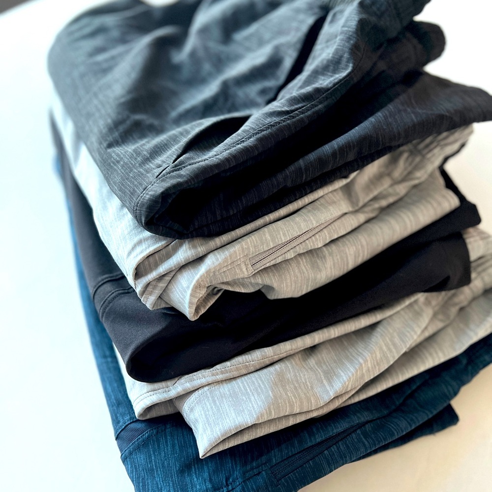 Mens Lululemon 9” Lined Shorts